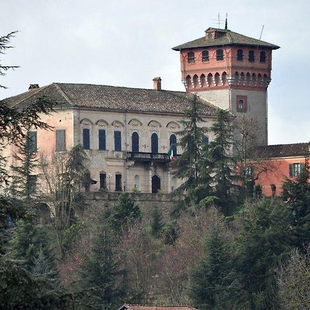 Il Castello Di Bubbio Hotel Bagian luar foto