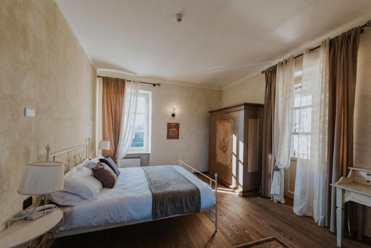 Il Castello Di Bubbio Hotel Bagian luar foto