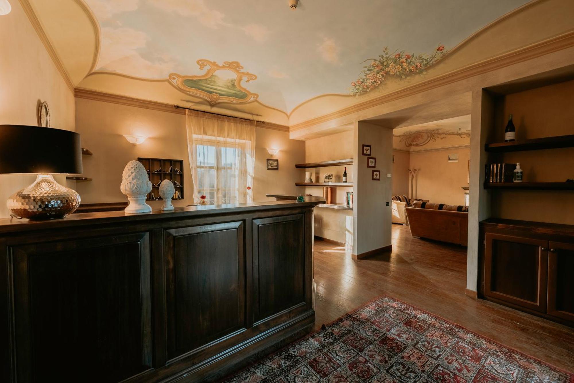Il Castello Di Bubbio Hotel Bagian luar foto